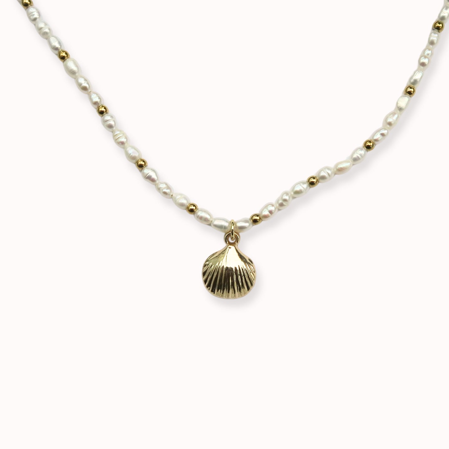 NAIA SHELL PEARL NECKLACE