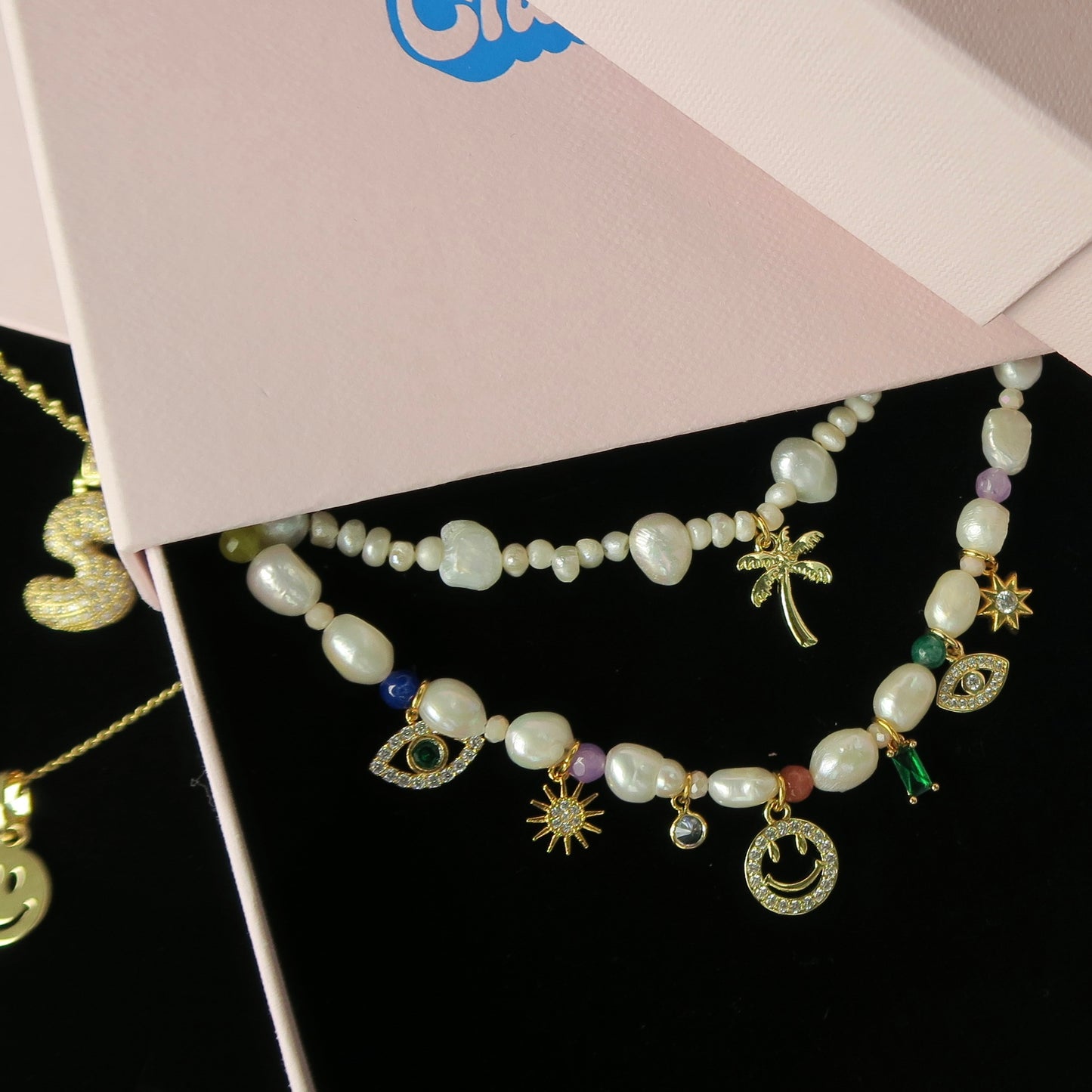 PEARL SMILE CHARM NECKLACE