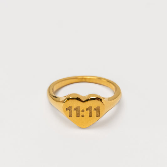 GOLD HEART ANGEL RING